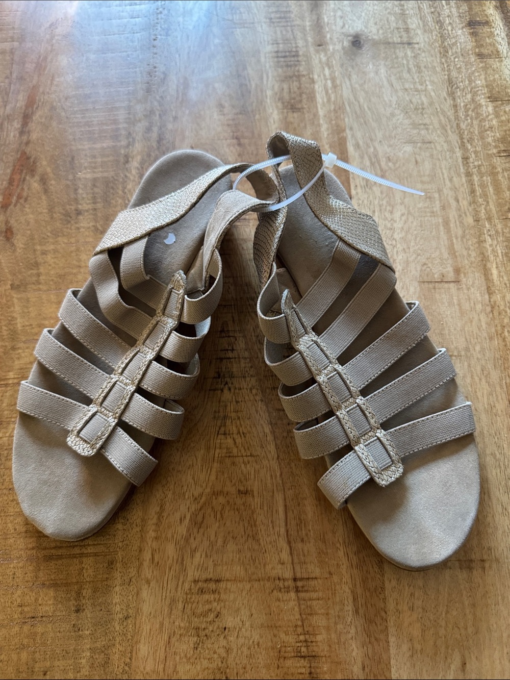 Munro Darian II Women’s Beige Elastic-Strap Comfort leather Sandals shoes NEW - Picture 5 of 5